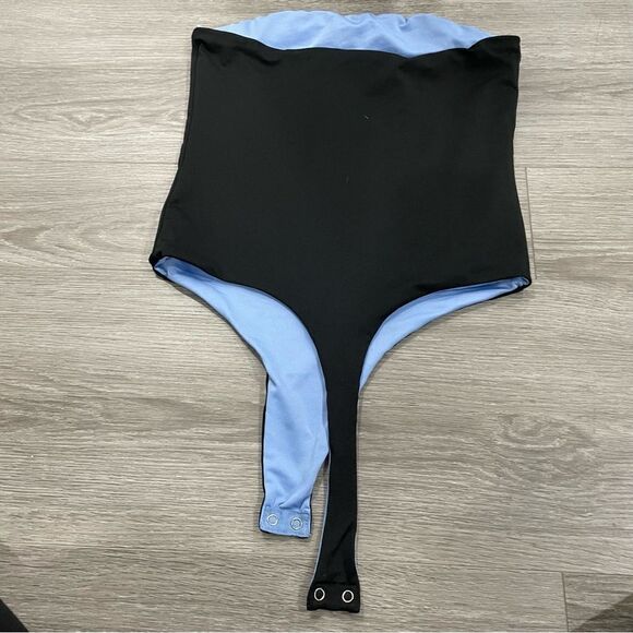 3/$25 ✺ SWS reversible bandeau bodysuit blue black M/L - Picture 4 of 5